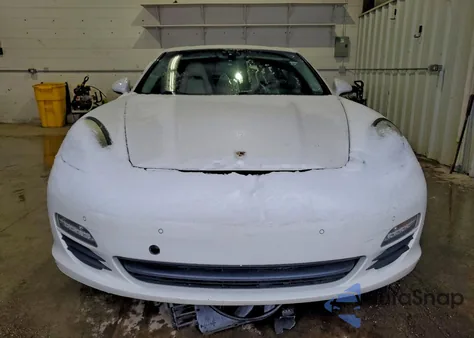 2011 Porsche Panamera 2 z USA, uszkodzony, nr VIN WP0AA2A72BL019384